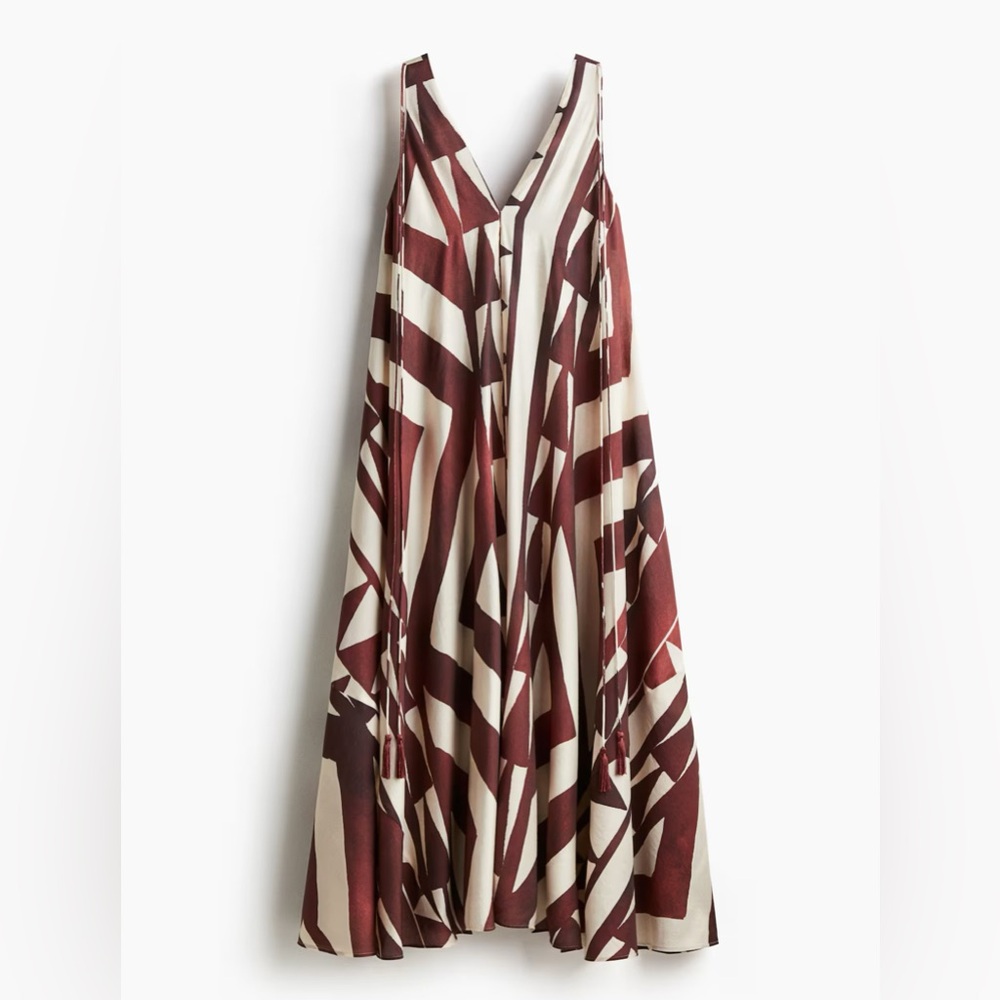 Summer 2025 VOLUMINOUS MAXI DRESS - Picture 3 of 7